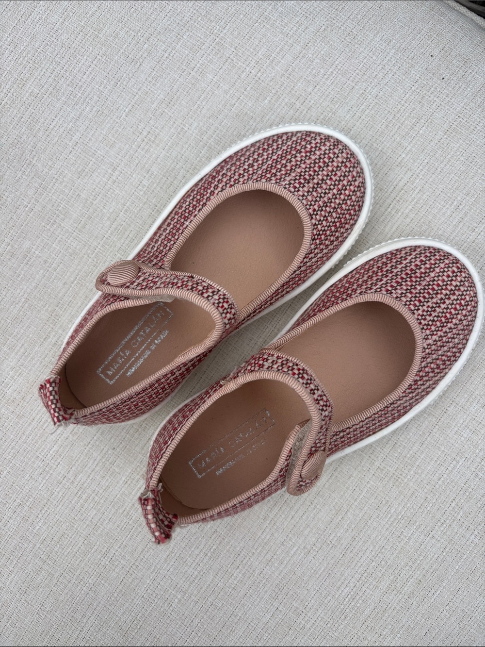 Nwot!!Girls Pink Woven Mary Jane Sneakers with Hook-and-Loop Strap